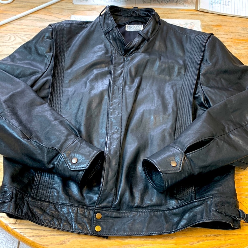 Leather motorcycle jacket (unisex)
